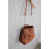 Dámská hnědá crossbody kabelka