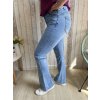 Světle modré zvonové jeans, větší velikosti