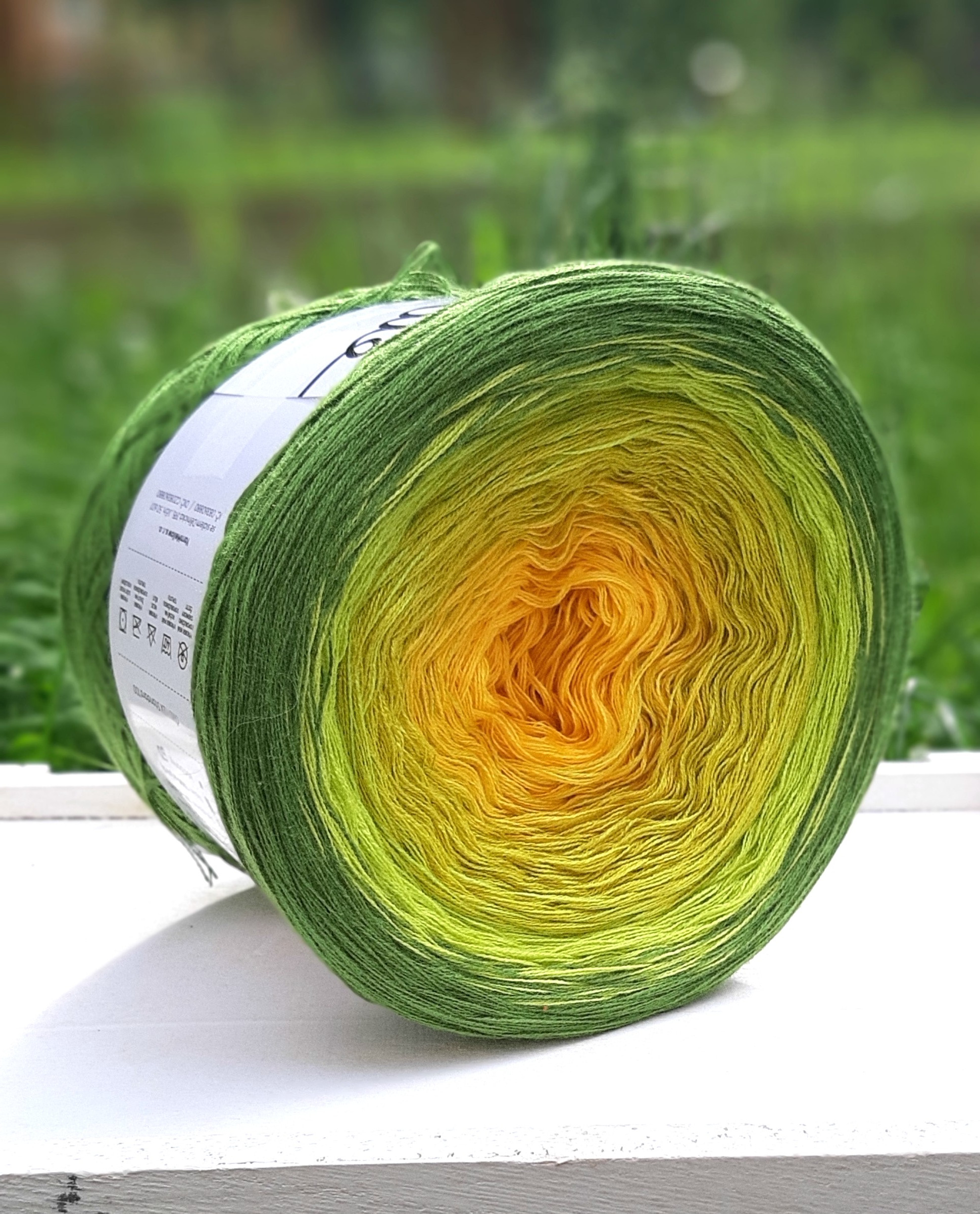 YARNMELLOW Butterfly Mini - 500 m / 90 g 2. barva: Svěžest, 4. číslo barvy: 50
