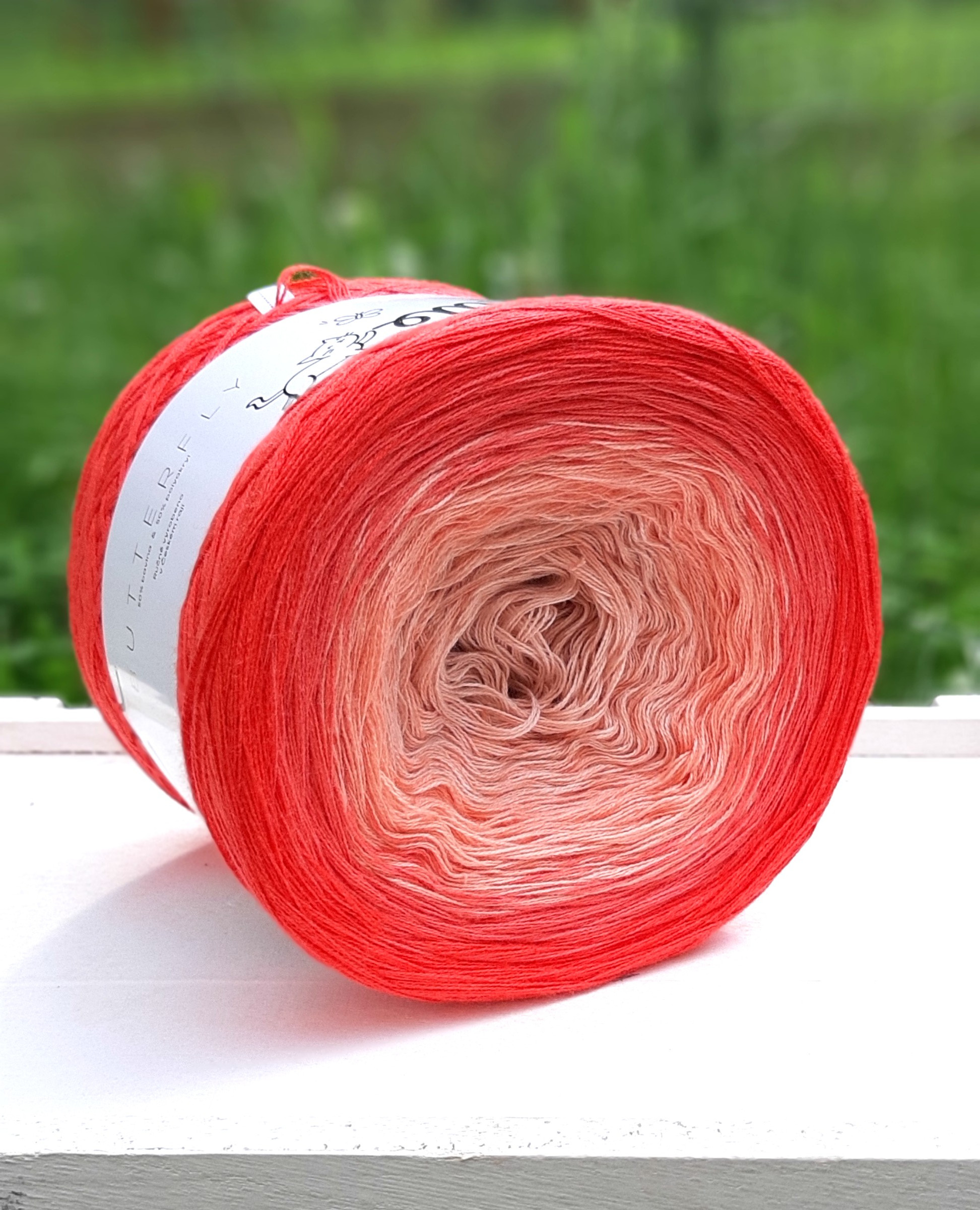 YARNMELLOW Butterfly Mini - 500 m / 90 g 2. barva: Jahodový sen, 4. číslo barvy: 61