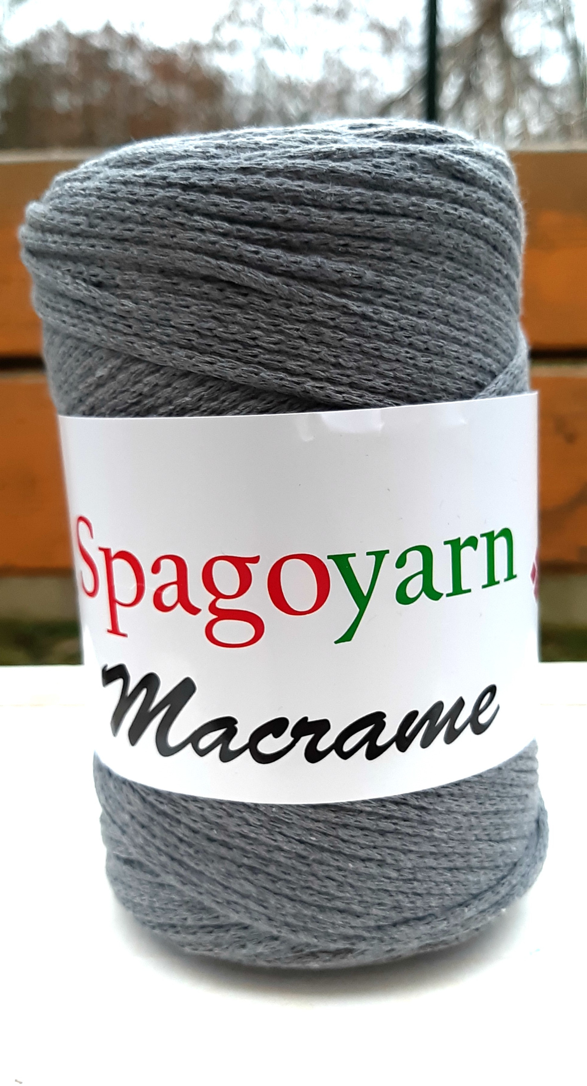 Macrame Spago Yarn - 225 m / 250 g 2. barva: šedá, 4. číslo barvy: 106