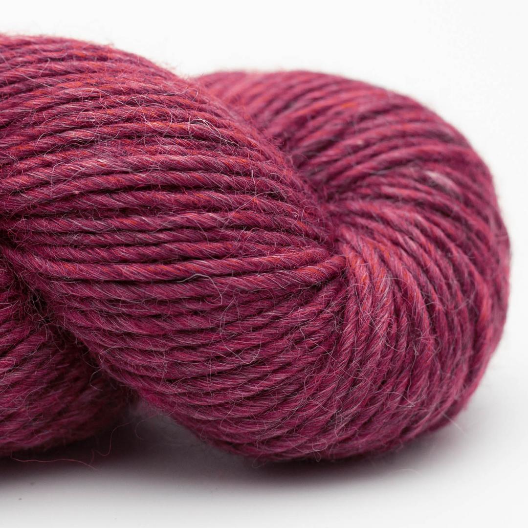 ERIKA KNIGHT Wild Wool - 170 m / 100 g Kremke a BC Garn čísla barev: 708, Erika Knight názvy barev: Tramp