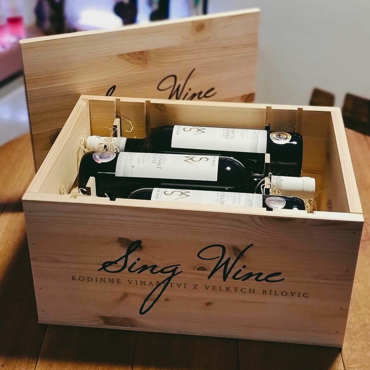 Podmínky soutěže o bednu plnou vína od Sing Wine