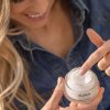 Poklon set s uzorcima HYDRATE - AHAVA