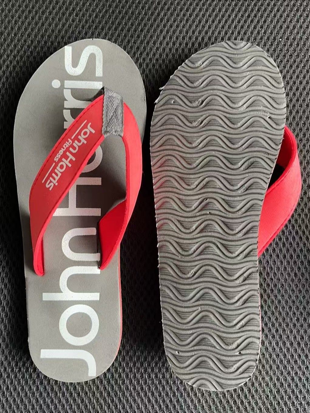 Flip-Flop in Red sole-Photoroom (1)