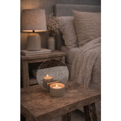 DABABEB6 7CED 4EF3 A4E7 CE37392BE36F