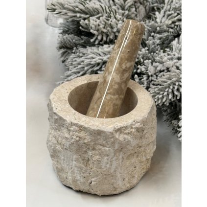 Mramorový hmoždíř