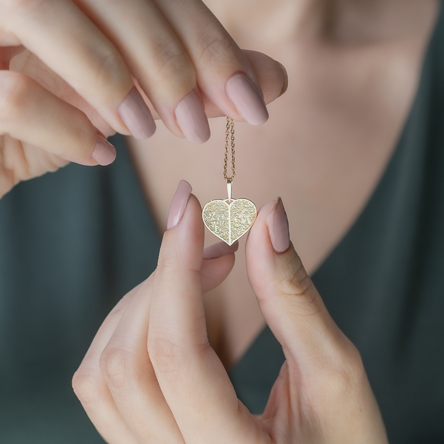 Otisk prstu: jeho jedinečnost a význam ve špercích