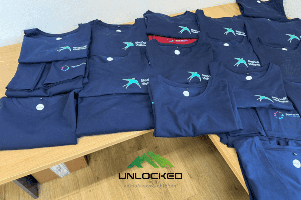 Firemní oblečení s potiskem UNLOCKED