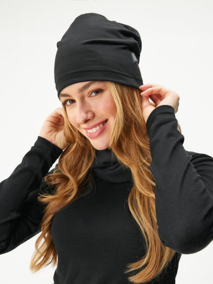 Dámská čepice z teplákoviny Basic, Černá