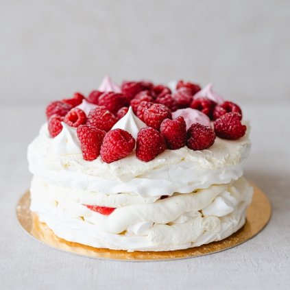 Malinový dort Pavlova