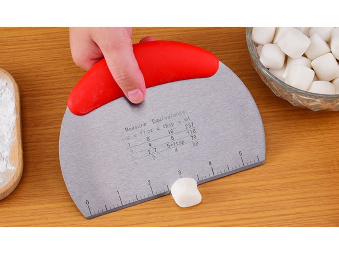 Porcovač, kráječ těsta