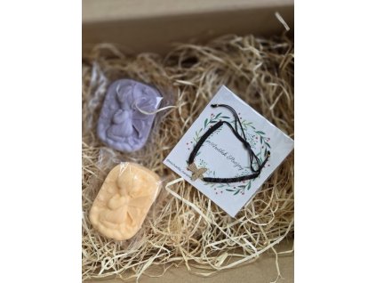 Dárková kazeta s mýdly a náramkem