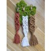 Přívěsek macrame cihlová barva