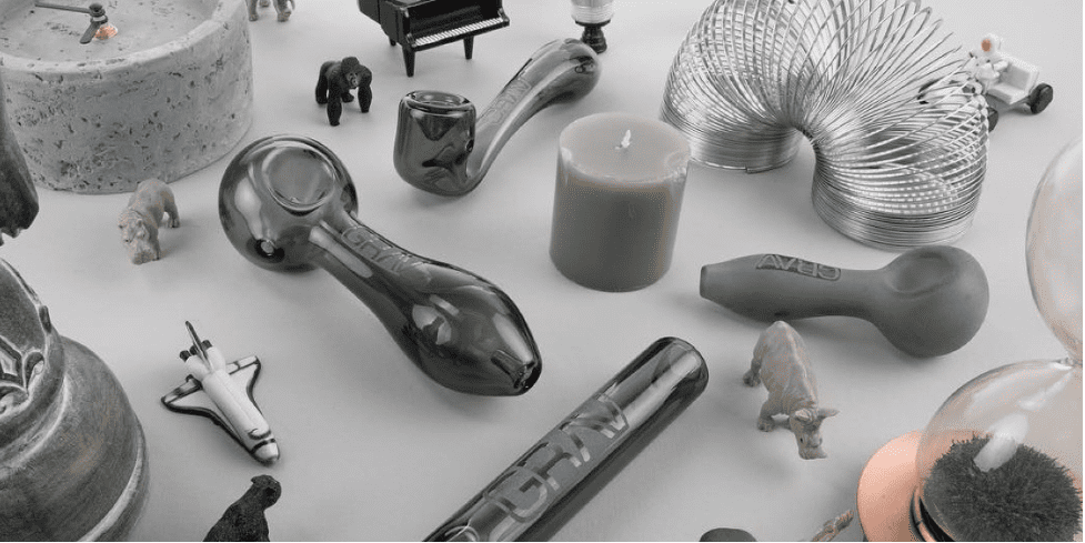 Fajfka, skleněnka nebo šlukovka? Kompletní průvodce výběrem kuřáckých pomůcek