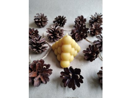 Svíčka ze včelího vosku - bubli pyramida