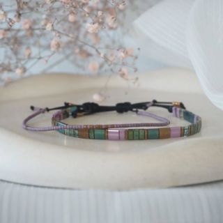 Set náramků Orchidea 💜 ✨️ Zvýhodněný set náramků, který si jistě získá ty z Vás, které máte rády výraznější kousky. 💃...