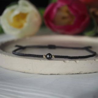 Šňůrkový náramek z Miyuki korálků, broušeného spinelu a korálků z oceli ✨️ 💎 Elegantní kousek, který vynosíte nejen do...