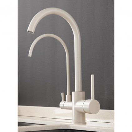 jana bezova 1000x1000.d41d8cd98f00b204e9800998ecf8427e