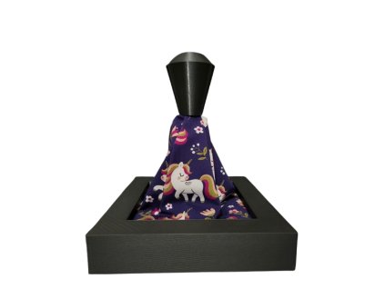 Jednorožci s kytičkami removebg preview