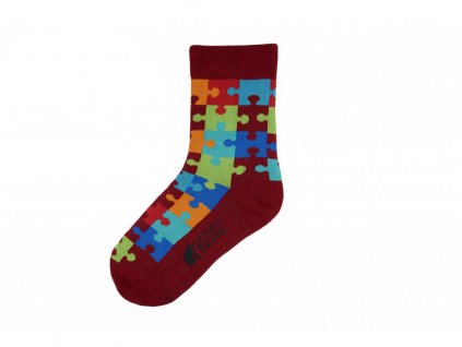 Barevné ponožky se stříbrem puzzle červené
