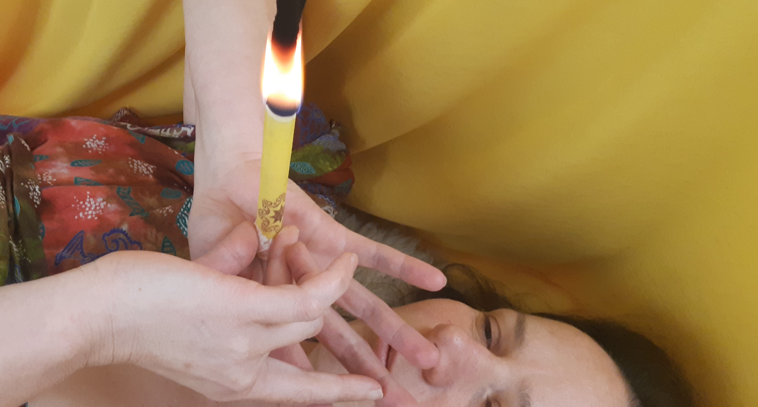 Žlutá terapeutická svíce a její spojení s třetí čakrou