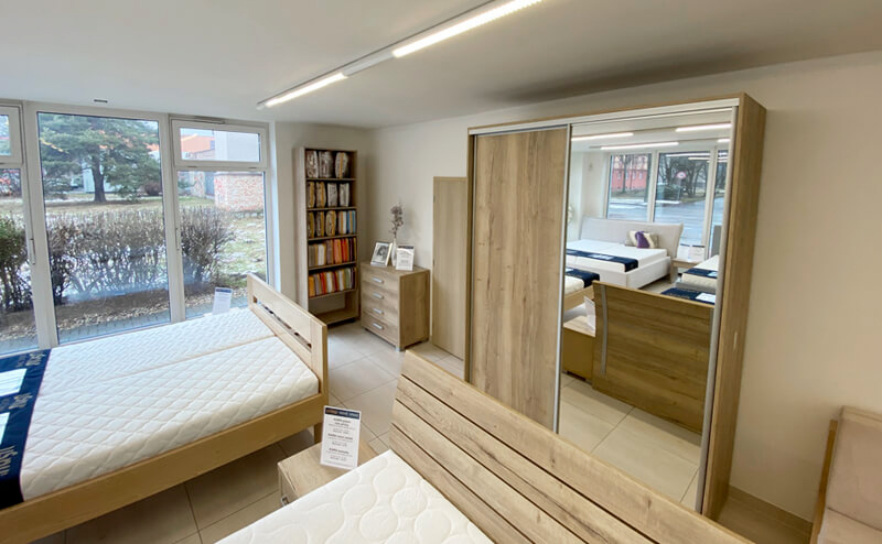 USNU Ostrava – interiér showroomu postelí 1