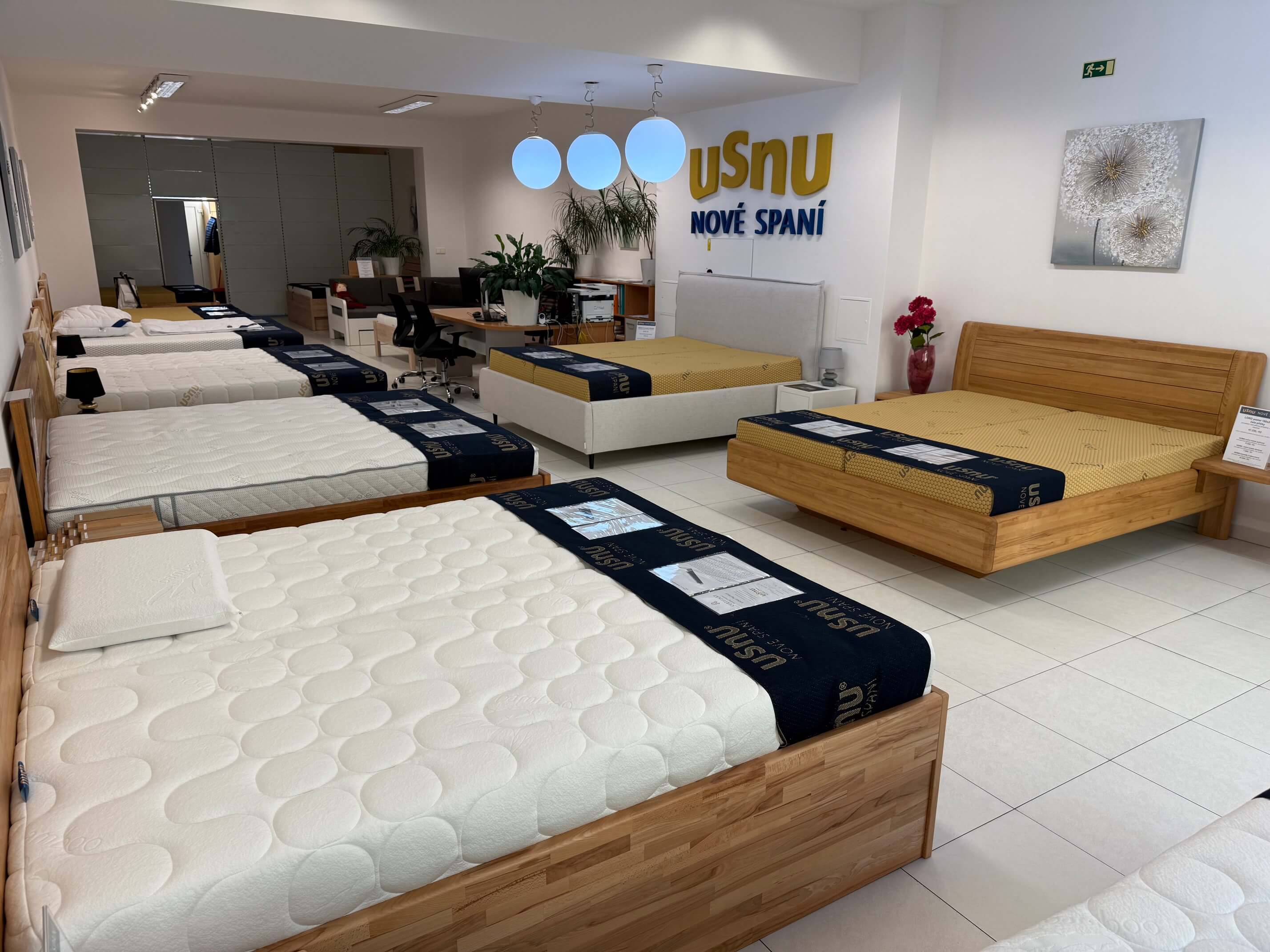 Prodejna USNU Veselí