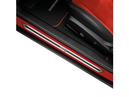 Dodge Challenger лайстни за прагове с лого SRT HELLCAT