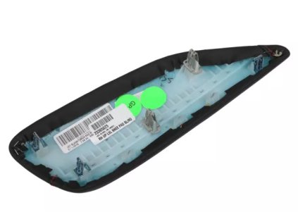 Chevrolet Camaro 6.gen Černá krytka šroubu pro vytažení loketní opěrky předních dveří spolujezdce