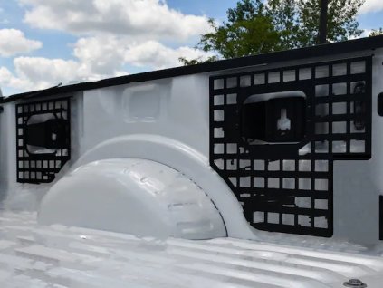 Ford F-250/F-350/F-450 Super Duty MOLLE panely pro postel Putco 6,75’ Bed Size - pravé/pravé