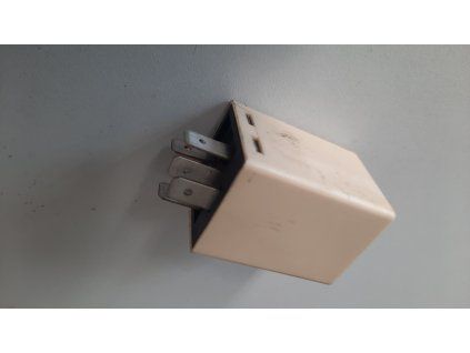 Relè 04671715AC