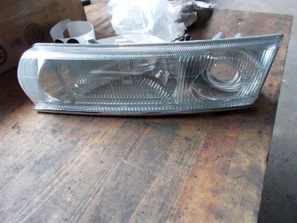 Chrysler 300M LH Front Right Headlight 04796050