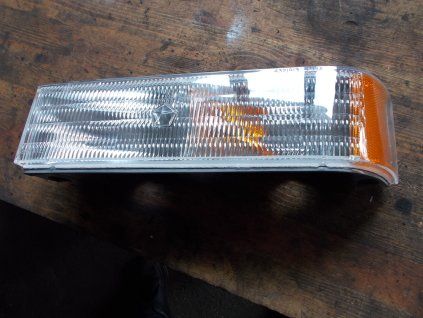 Front left headlight 04399885