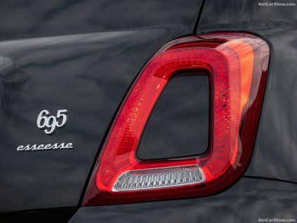 Abarth 500 Logo Esseesse 695 arrière