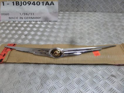 Znak CHRYSLER na kapotu ZH