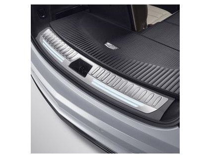 Cadillac XT6 Gepäckraumleiste – hinterleuchtet (Titan)