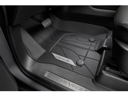 Chevrolet Podlahové vložky Premium do první řady v černé barvě Jet Black s nápisem Chevrolet