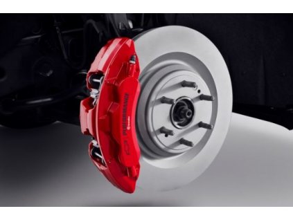 Impianto frenante anteriore Brembo® a sei pistoncini Chevrolet di colore rosso con logo Chevrolet Performance