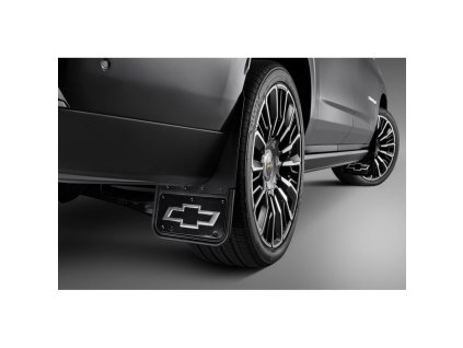 Chevrolet Suburban 12.gen Sada předních a zadních gumových blatníků bez vrtání s černým logem Chevrolet Bowtie od Truck Hardware
