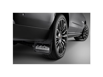 Chevrolet Suburban 12.gen Sada předních a zadních gumových blatníků Gatorback bez vrtání s černým logem High Country od Truck Hardware