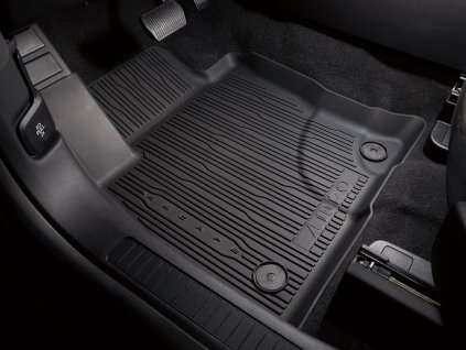 Ford Escape 4. Generation Set mit 4 schwarzen Fußmatten im Badewannenstil