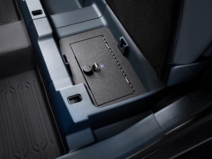 Ford Skarbiec Maverick w tylnej podłodze pojazdu