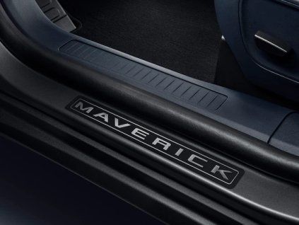 Ford Maverick Ensemble de 4 seuils de porte Putco Black Platinum