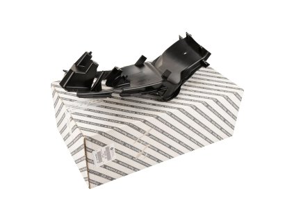 Alfa Romeo Giulia Dolny prawy uchwyt lampy przeciwmgłowej 156125820