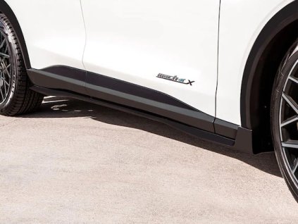 Ford Mustang Mach-E Air Design® Saténově černá sada lišt spodního bočního panelu pro modely GT, SEL a Titanium