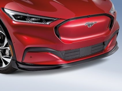Mustang Mach-E Lesklý černý přední rozdělovač Air Design® pro modely SEL a Titanium