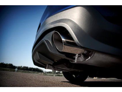 Ford Mustang 5.gen Panel trasero negro estilo difusor inferior