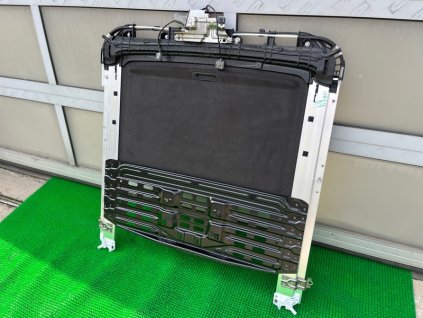 Cadillac Escalade Sluneční clona na střeše v černé barvě 22953188