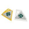 Badge Alfa Romeo avec trèfle à quatre feuilles vert